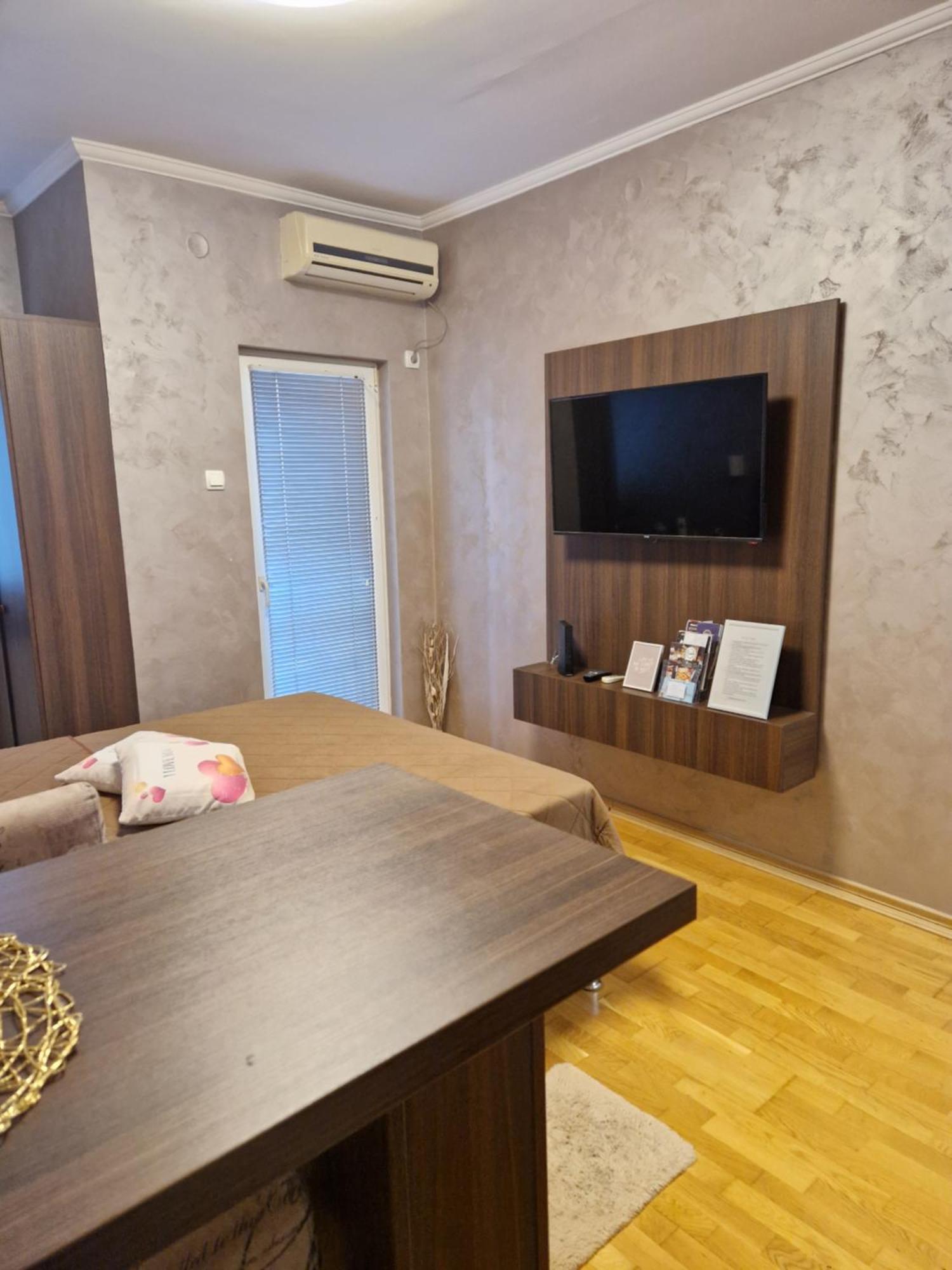 Apartman Studio Diamond Subotica Exteriér fotografie