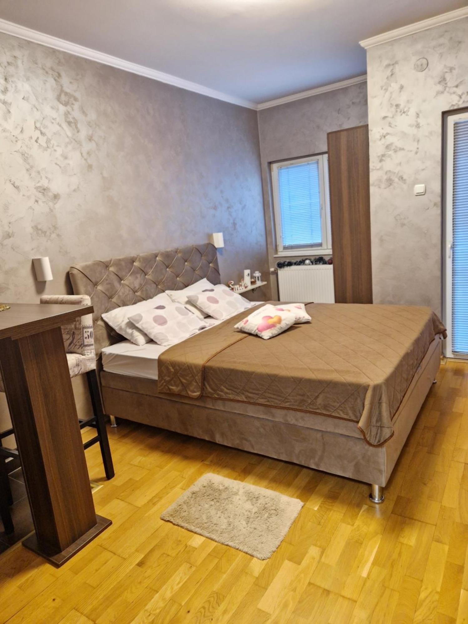 Apartman Studio Diamond Subotica Exteriér fotografie